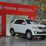 تويوتا تبدأ تصنيع فورتشنر سيارة الدفع الرباعي متعددة الاستخدامات في كازاخستان 3