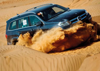 مرسيدس بنز جي ال 500 في اختبار على التضاريس الوعرة بالإمارات العربية المتحدة Mercedes GL500