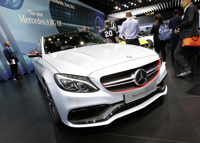 مرسيدس C63 AMG 2015 تكشف نفسها رسمياً "صور ومواصفات" Mercedes-Benz 7