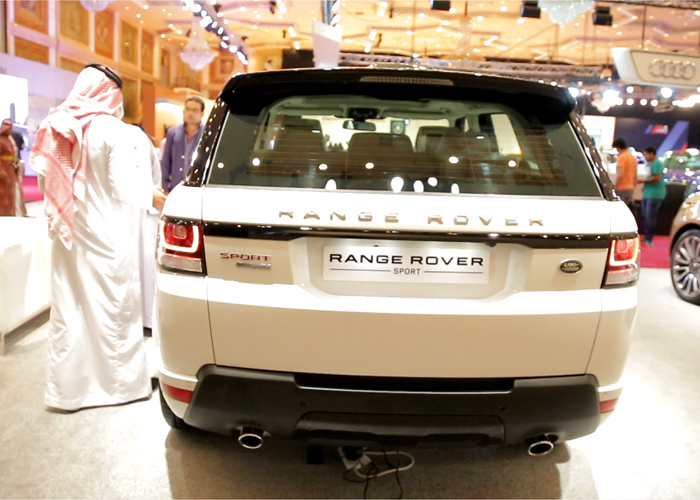رنج روفر سبورت 2015 بالتطويرات الجديدة "فيديو ومواصفات واسعار وصور" Range Rover Sport 7