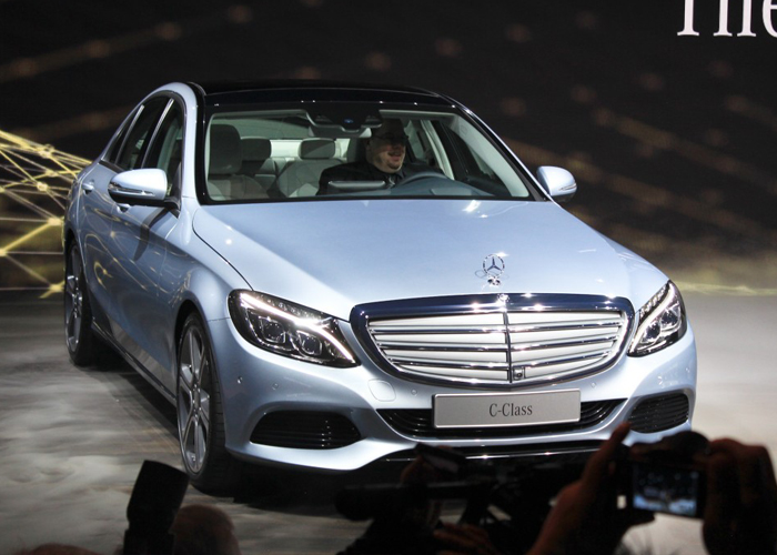 مرسيدس سي كلاس 2015 الجديدة تظهر اخيراً صور ومواصفات Mercedes-Benz C-Class 3