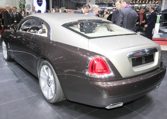 اسعار ومواصفات رولز رويس رايث 2014 في دول الخليج Rolls-Royce Wraith 1