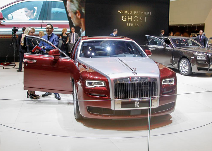 رولز رويس جوست 2015 بالتطويرات الجديدة تنطلق في دول الخليج Rolls Royce Ghost